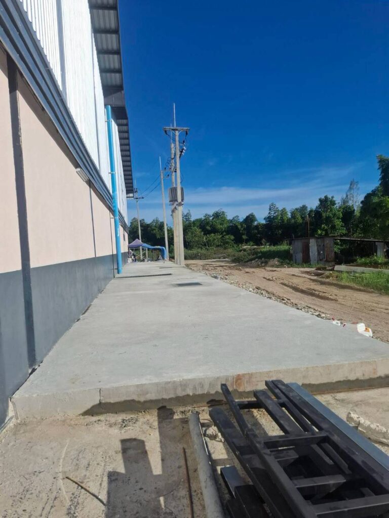 งานต่อเติมอาคารด้านข้างโรงงาน1
